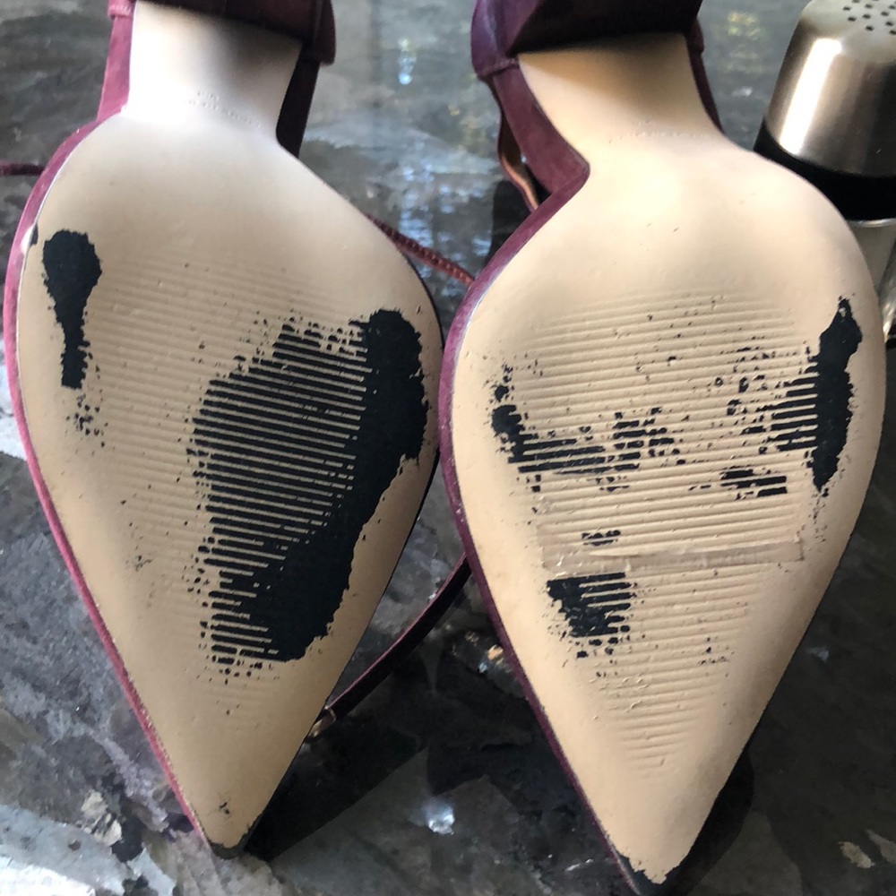 Heels - Picture 3 of 5